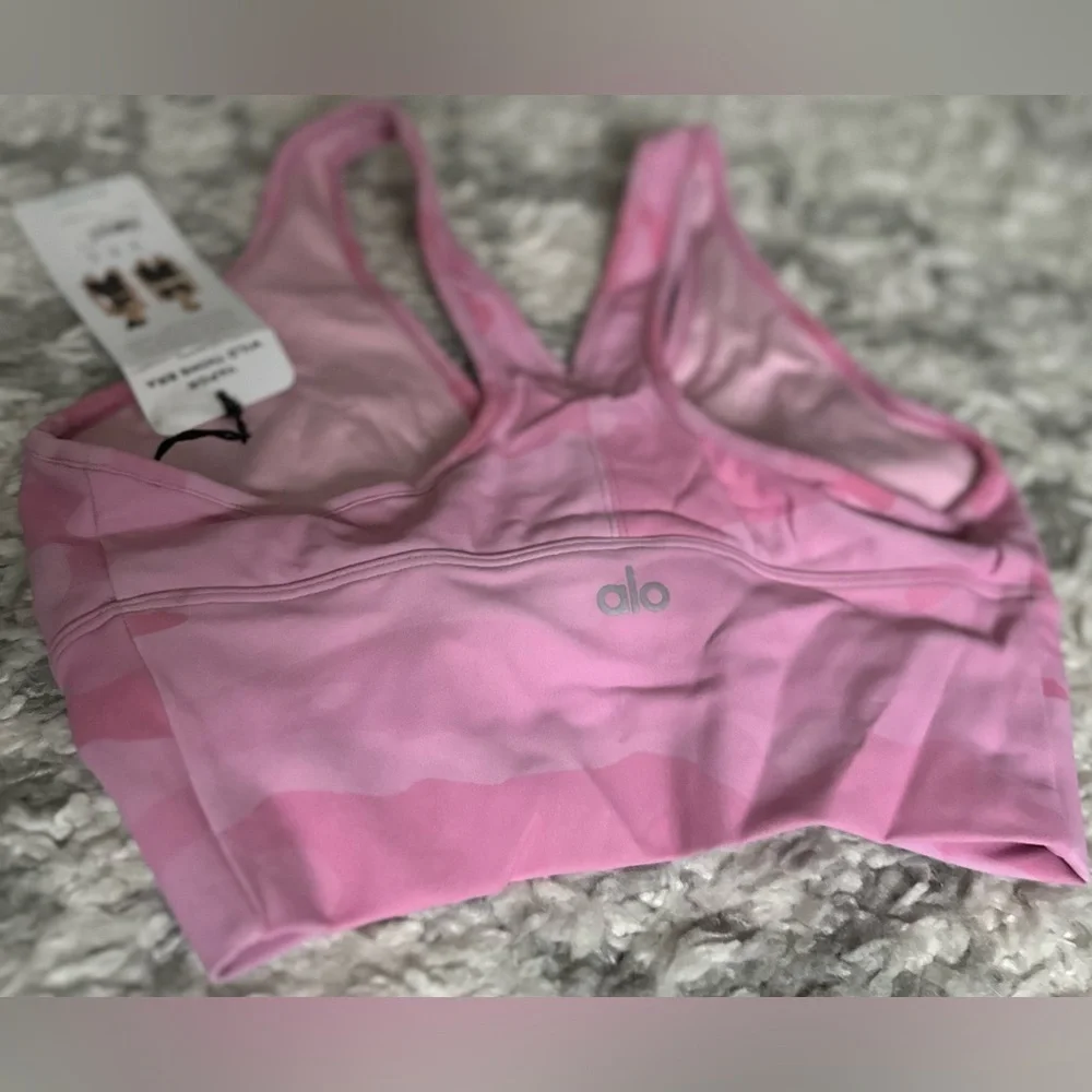ALO Yoga Vapor Wild Thing Bra Pink Camo NWT M Rare